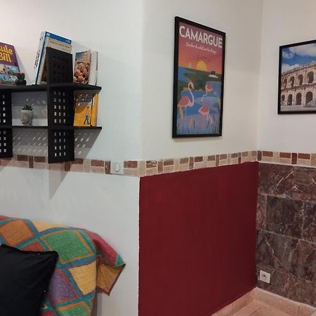 Tres Bel Appartement Cosy Et Chaleureux A Nîmes Exterior foto